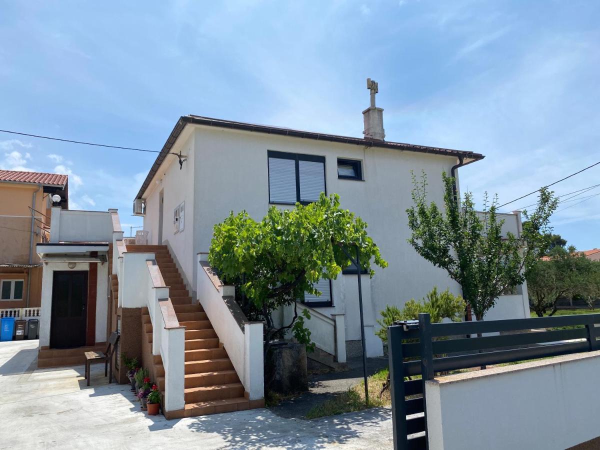 Guesthouse Simag Palit Eksteriør bilde