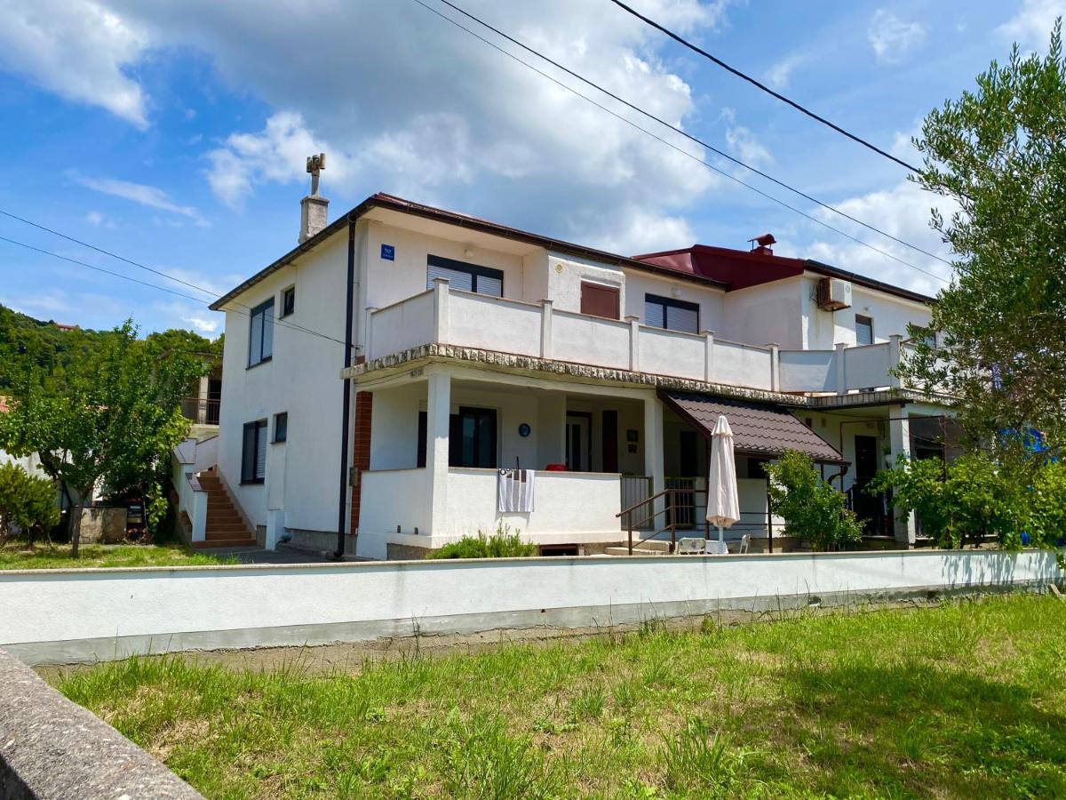 Guesthouse Simag Palit Eksteriør bilde